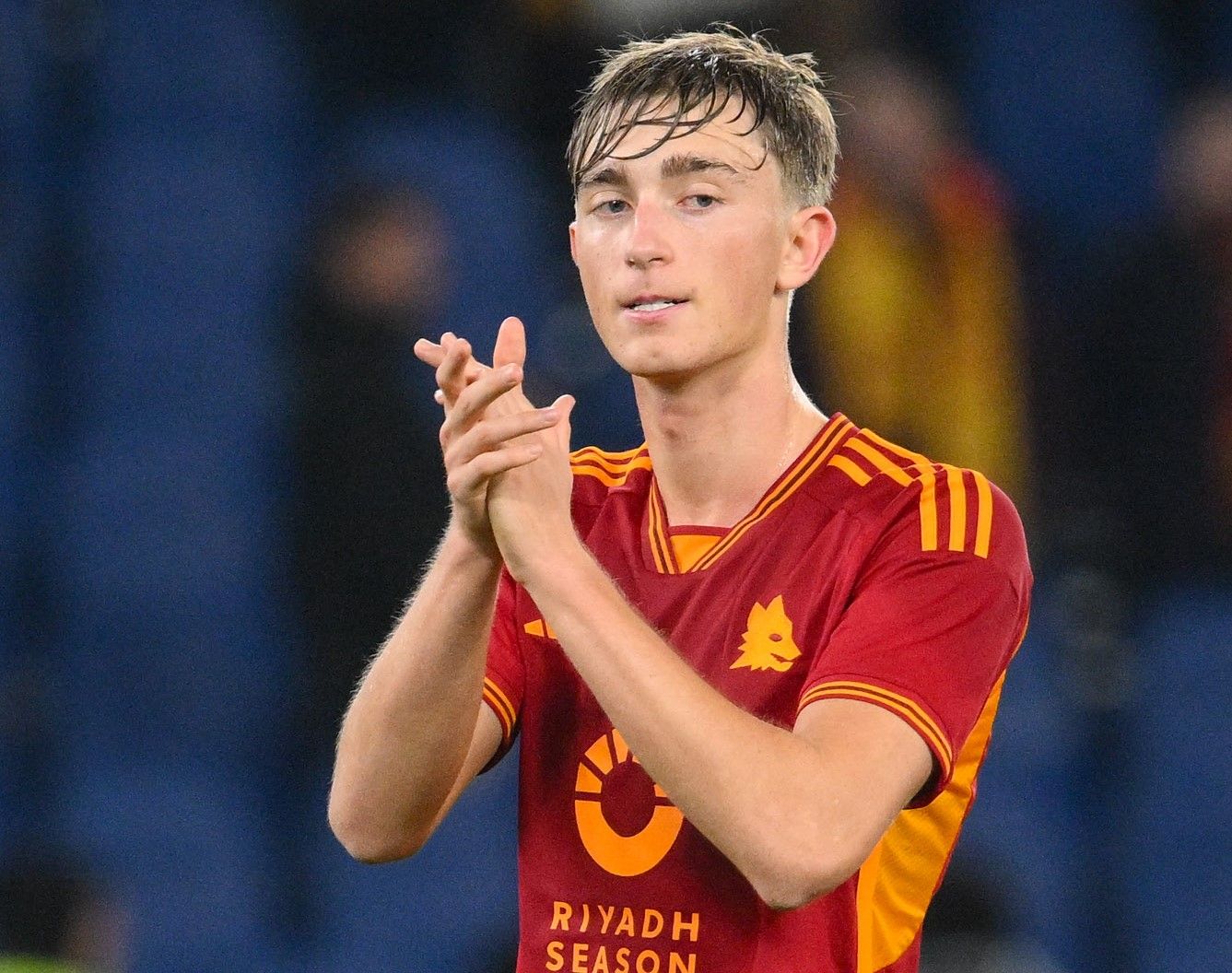  Dean Huijsen, el día de su debut con la Roma.