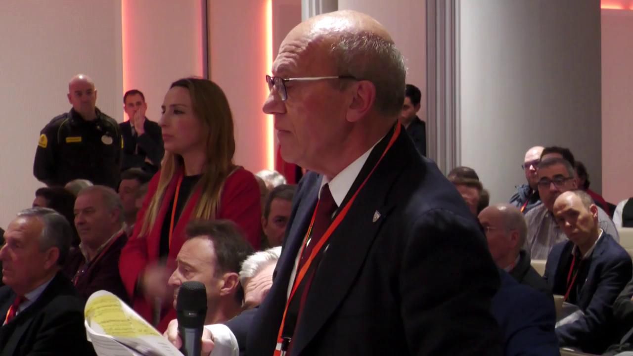  Del Nido Benavente en el momento de hablar en la junta de accionistas del Sevilla.