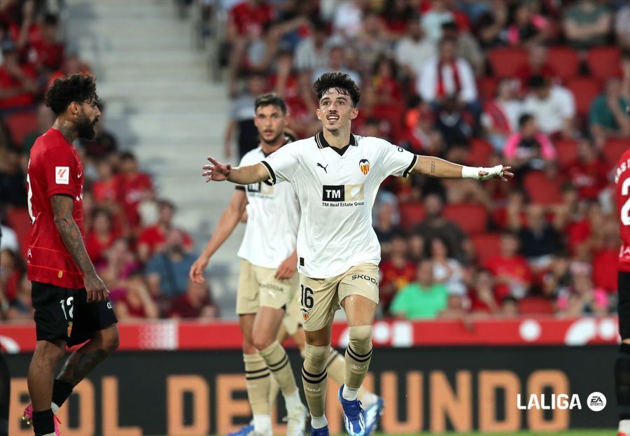 Diego López marca ante el Mallorca