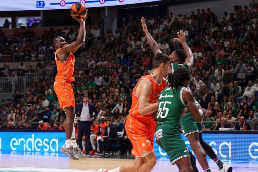  Durísima prueba a la racha del Valencia Basket con la visita del Unicaja a la Fonteta