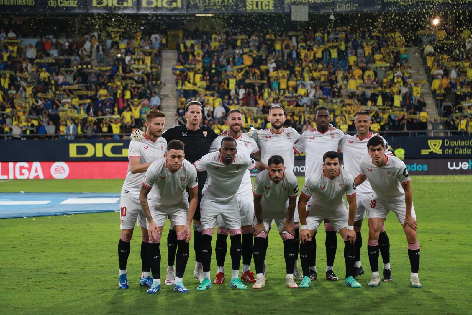 El once del Sevilla contra el Cádiz (Foto: Cristo García)