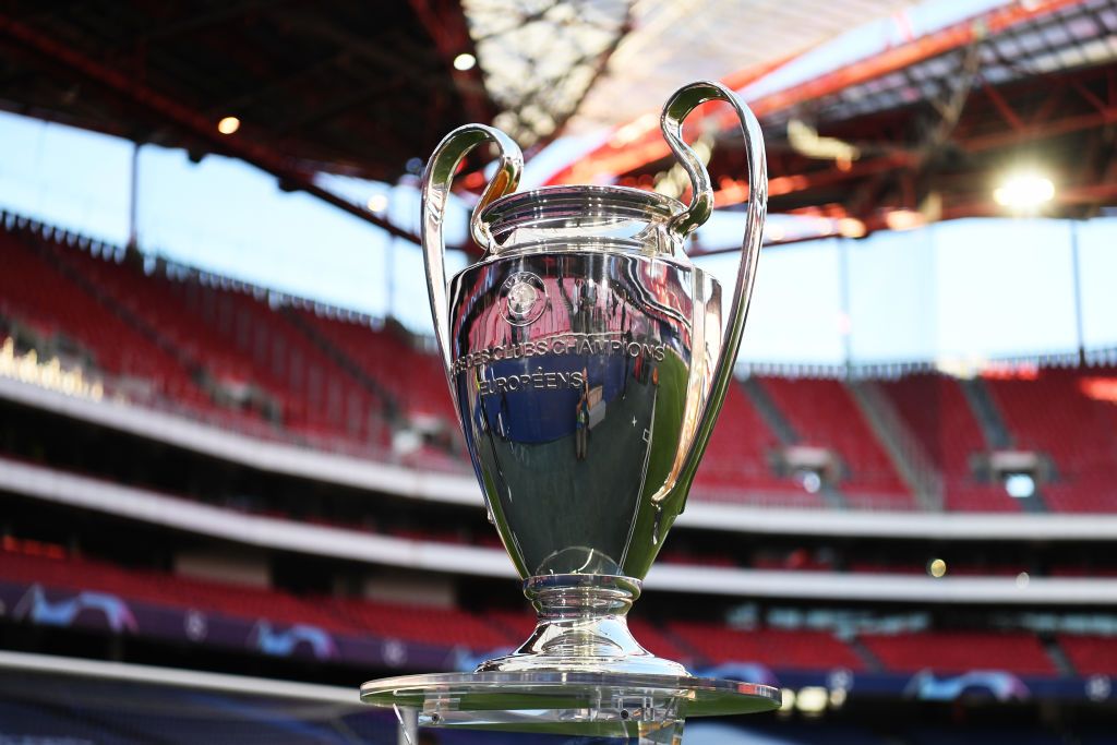  El trofeo de la Champions League, en el Estadio Da Luz de Lisboa.