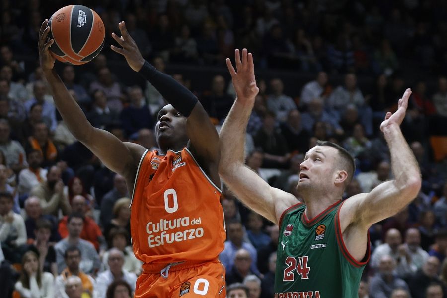 El último cuarto hunde a Valencia Basket ante Baskonia (84-98)