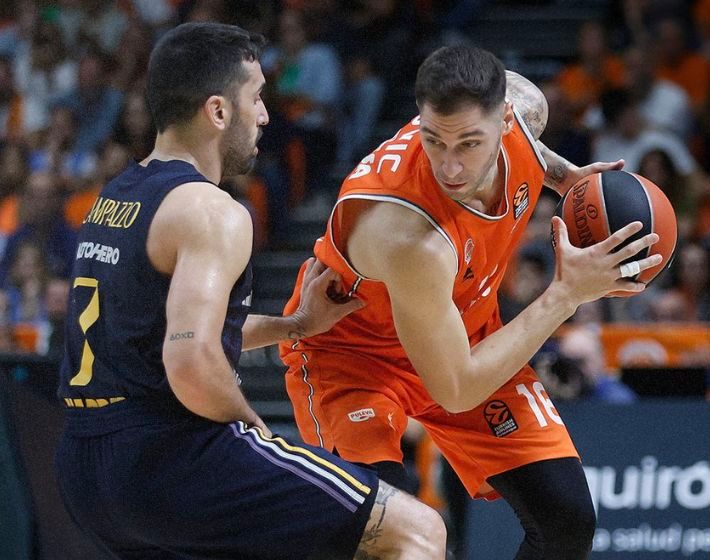 El Valencia Basket no puede con el campeón de Euroliga y cae con orgullo en la fonteta (72-74)
