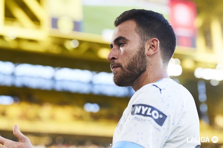  Eric García, cedido por el Barça, durante el Villarreal-Girona.