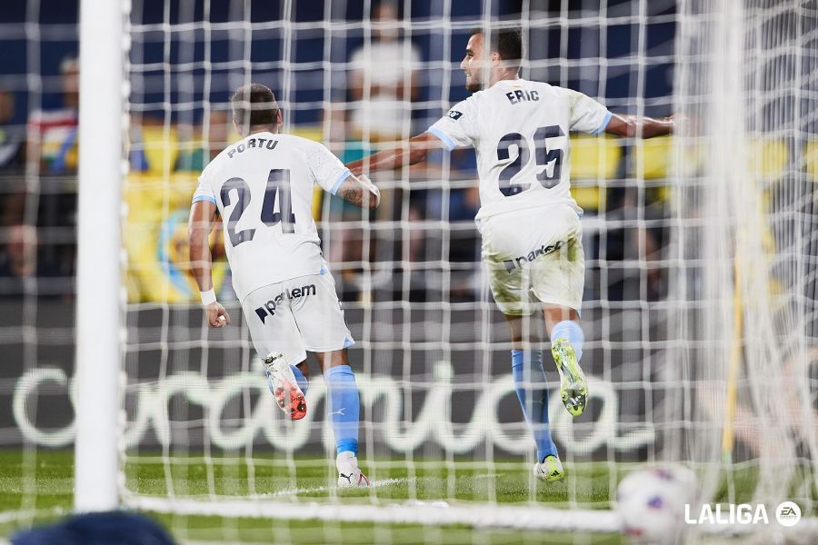  Eric García celebra su gol durante el Villarreal-Girona.