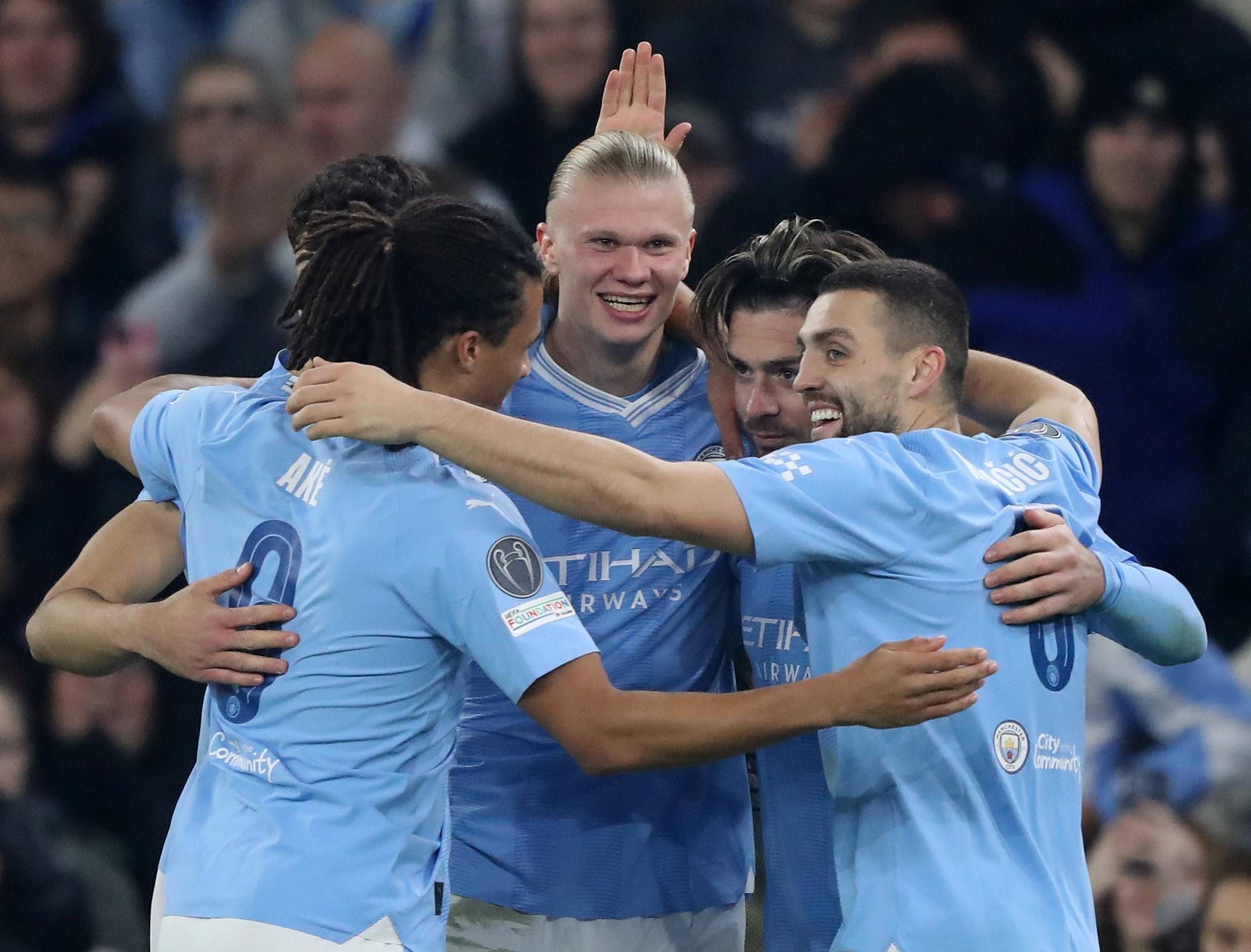 Erling Haaland celebra uno de sus goles en el Manchester City-Young Boys.