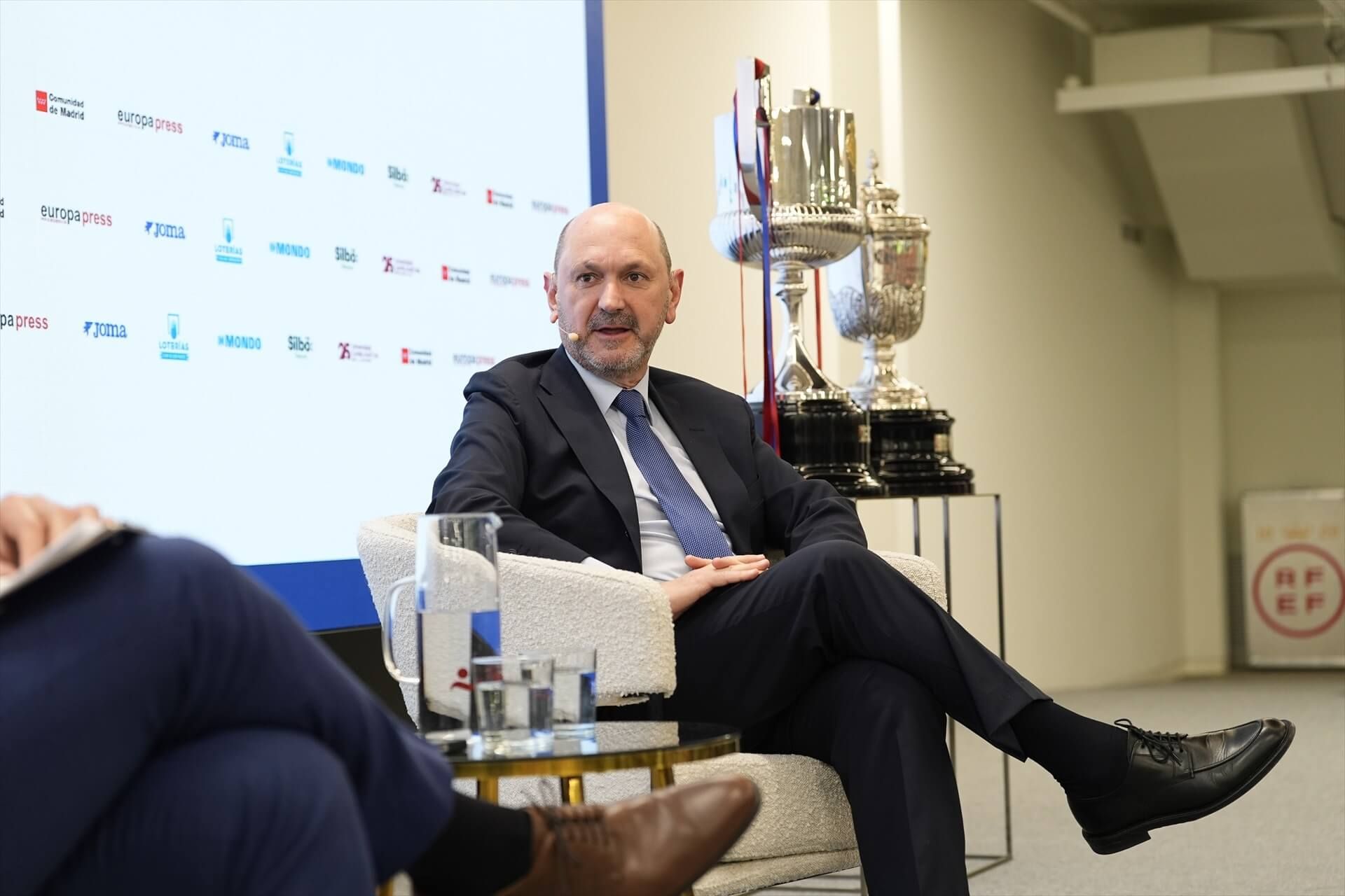 Rafael Louzán durante los desayunos deportivos de Europa Press