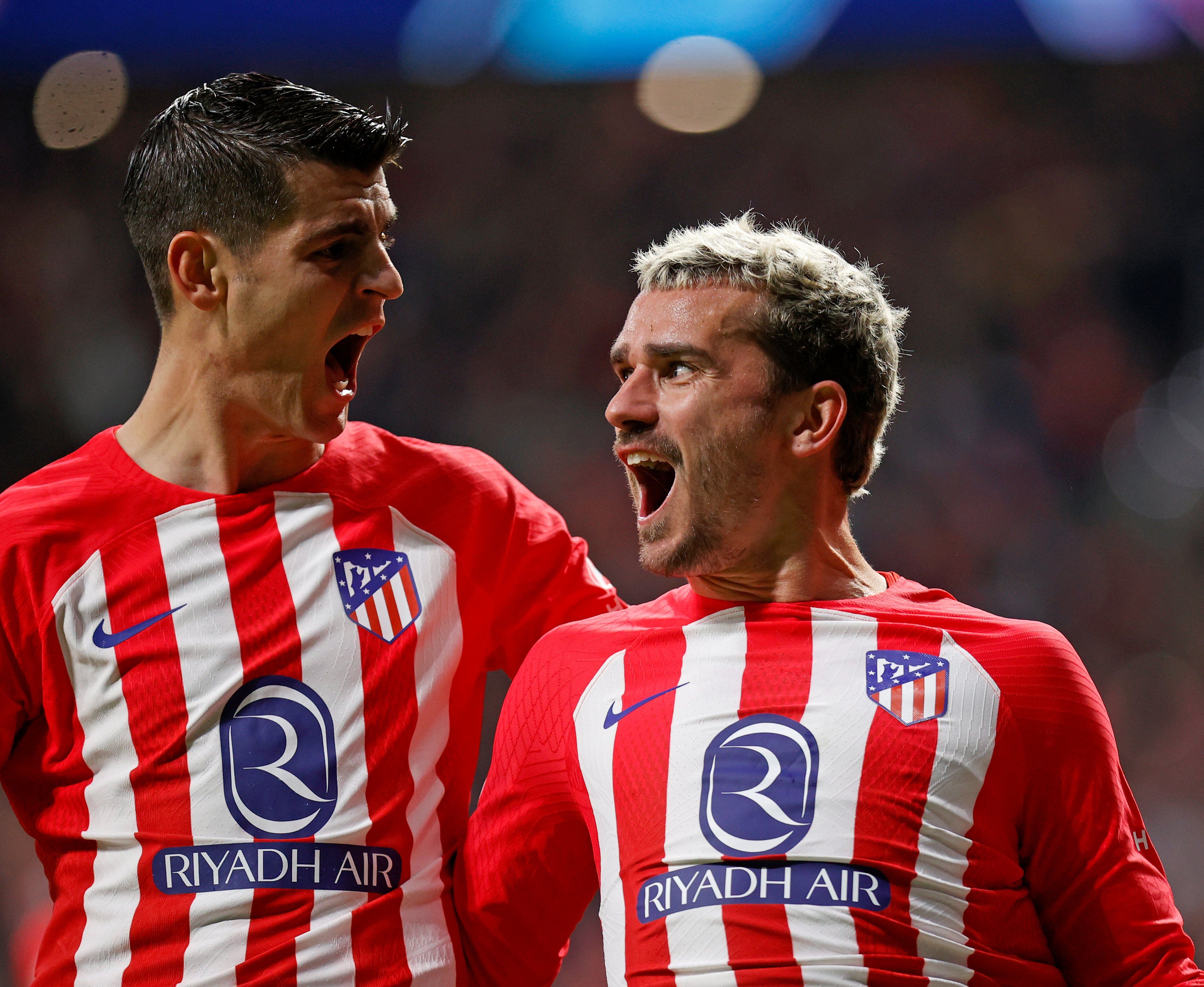  Morata y Griezmann celebran un gol del Atlético ante el Celtic.