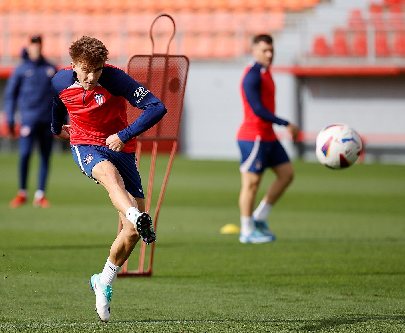  Pablo Barrios, en una sesión del Atlético de Madrid.