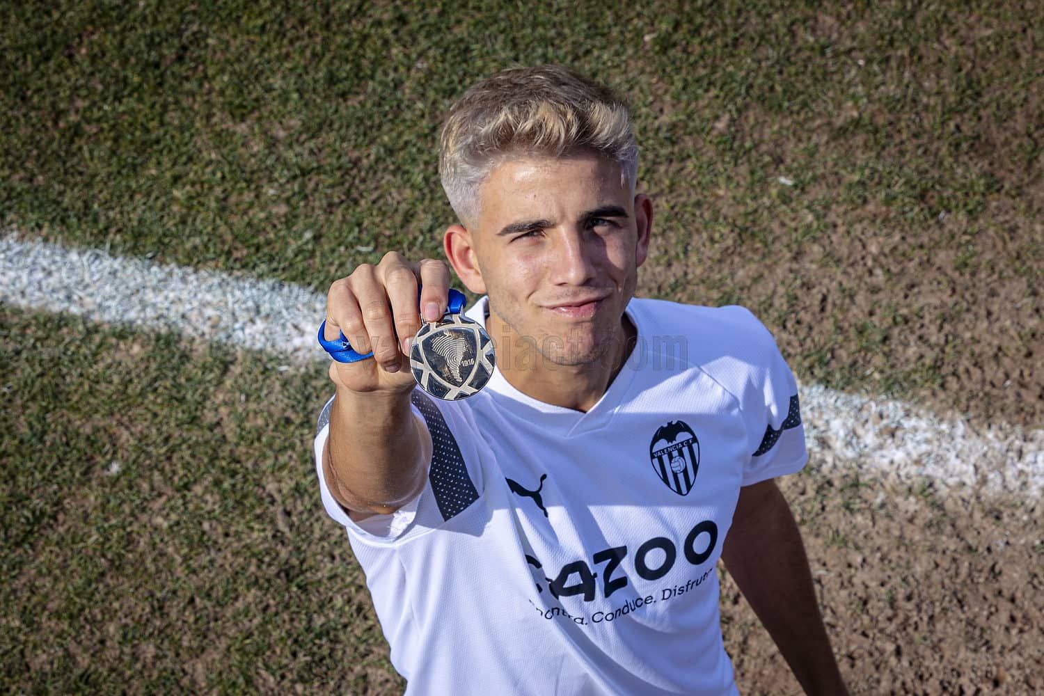  Facu González vuelve a casa tras el Sudamericano sub 20.