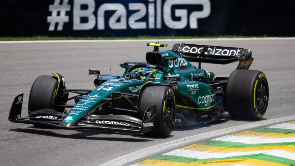 Fernando Alonso durante la carrera de Interlagos. (Cordon Press)