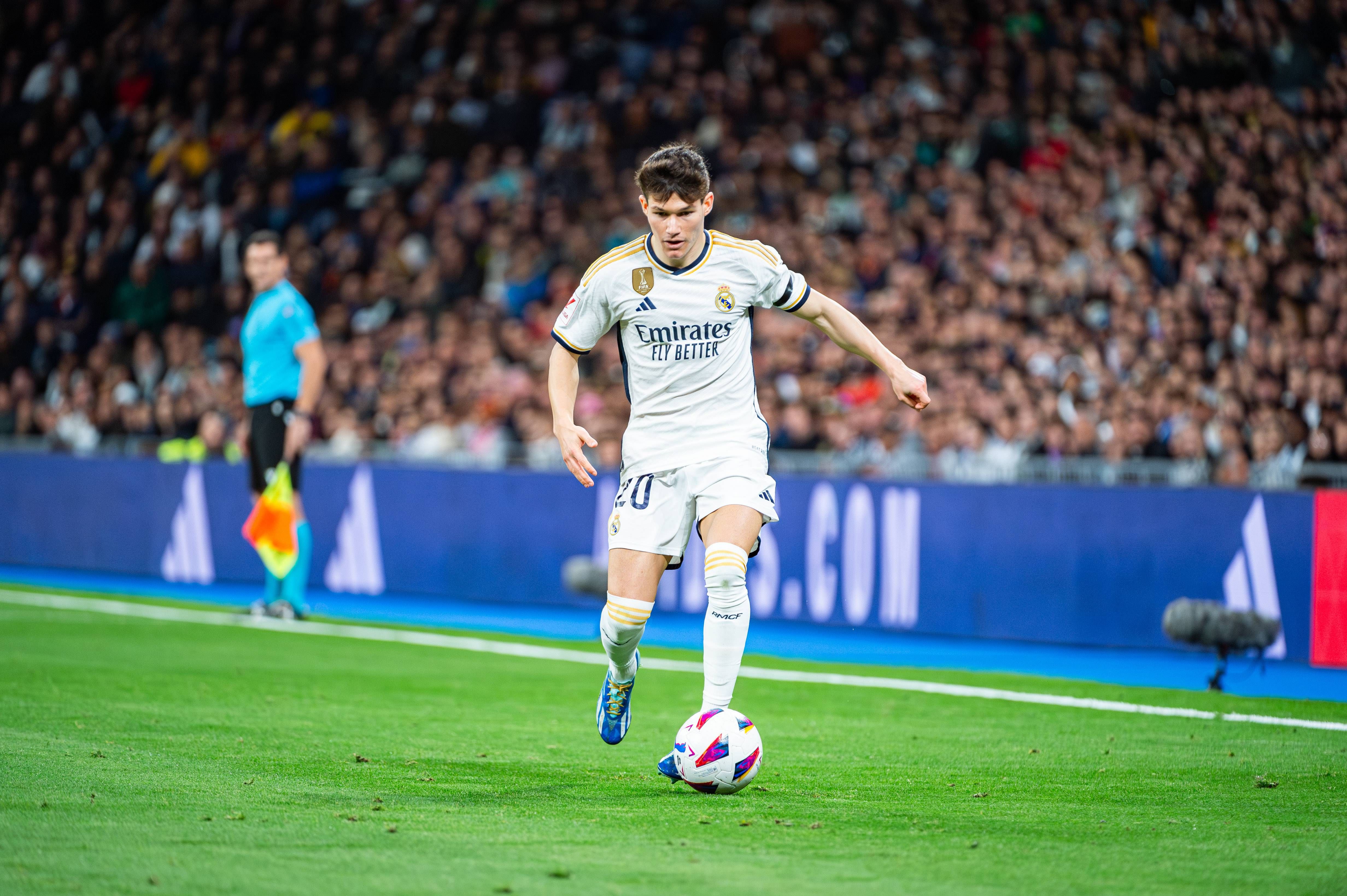 Fran García, durante un partido de LALIGA con el Real Madrid.