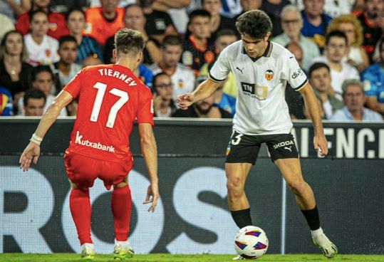  Fran Pérez, en el Valencia CF - Real Sociedad.