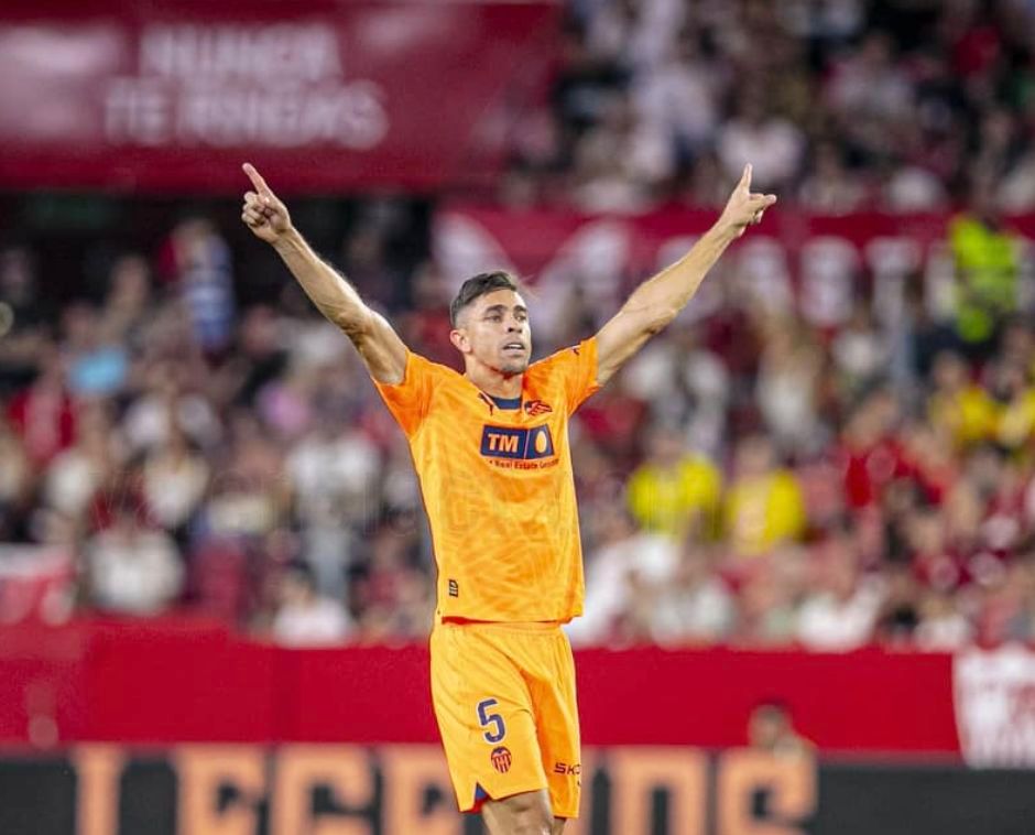  Gabriel Paulista, ante el Sevilla FC.