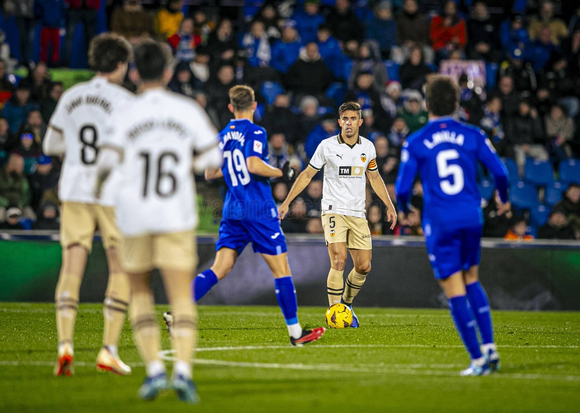 Gabriel Paulista, ante el Getafe CF.