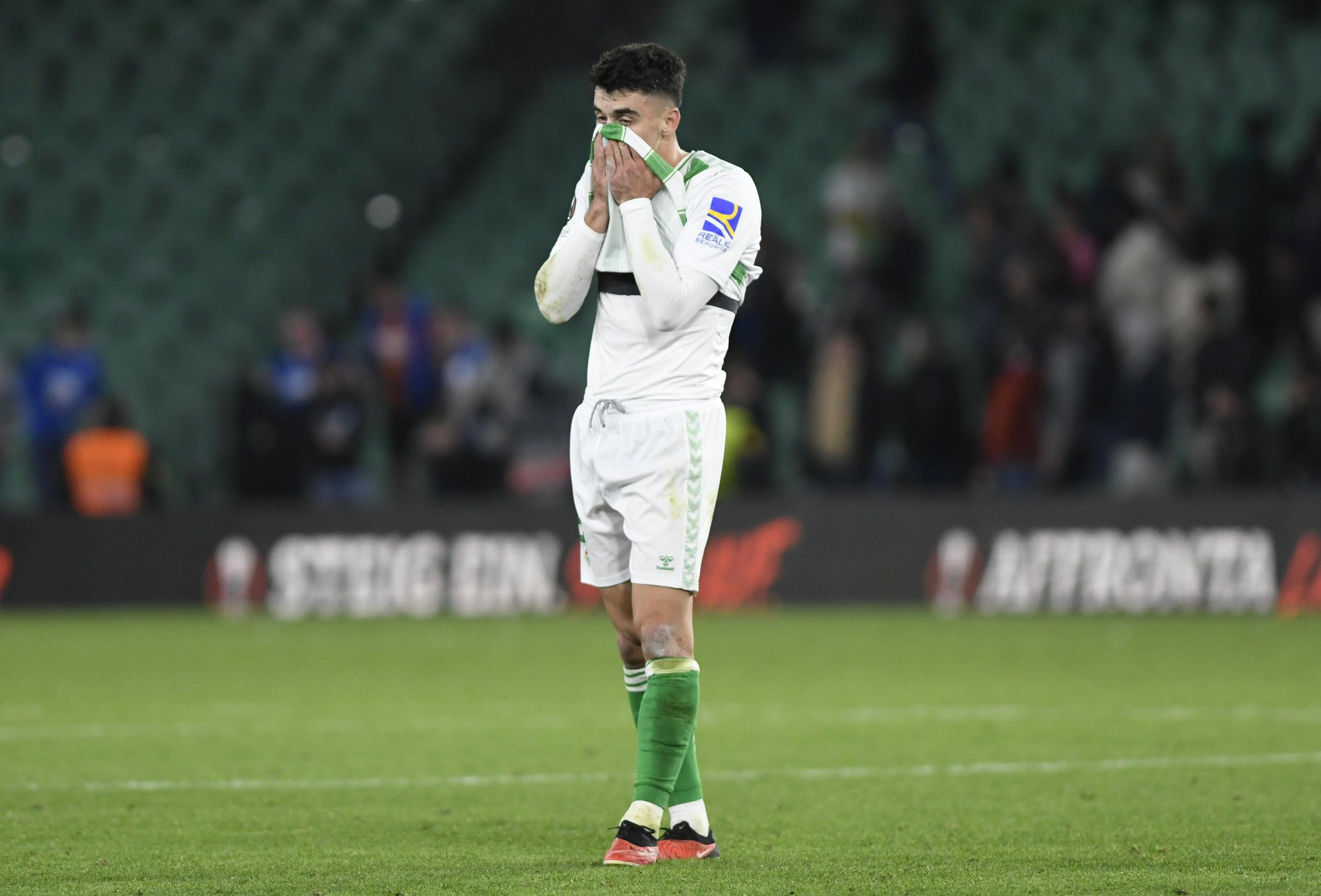  Los jugadores también acabaron hundidos tras la eliminación.