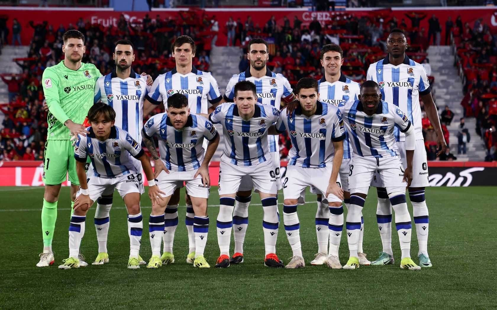 Once de la Real Sociedad ante el Mallorca, con Igor Zubeldia.