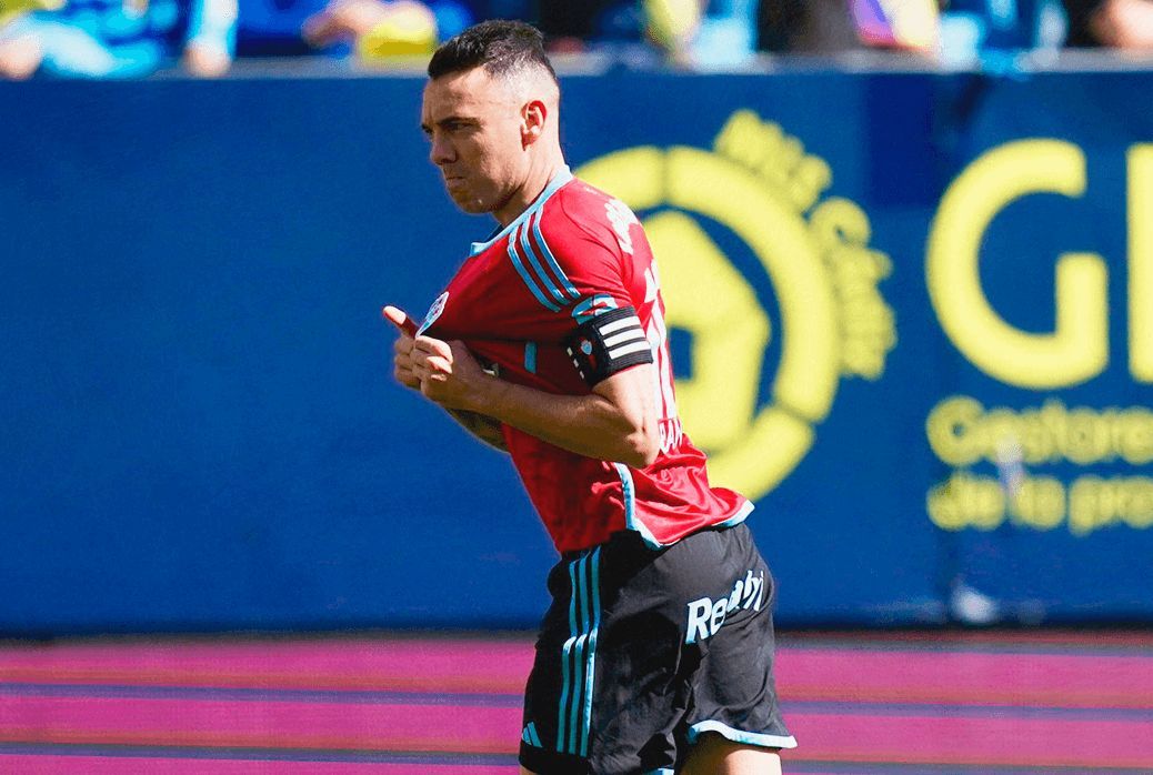 Iago Aspas celebra el gol.