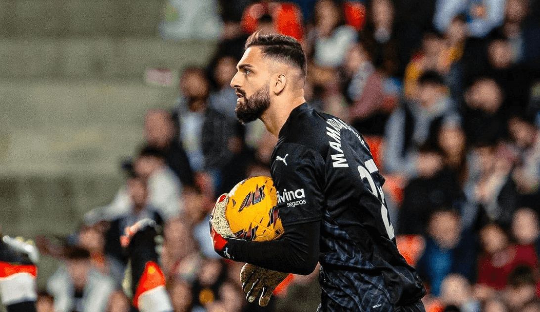  Giorgi Mamardashvili consigue unos datos históricos en Mestalla.