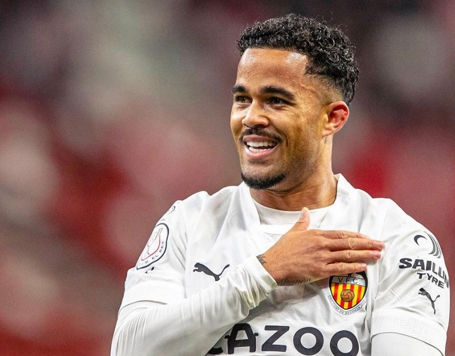 Gol de Kluivert para el Valencia CF en Copa del Rey ante el Sporting