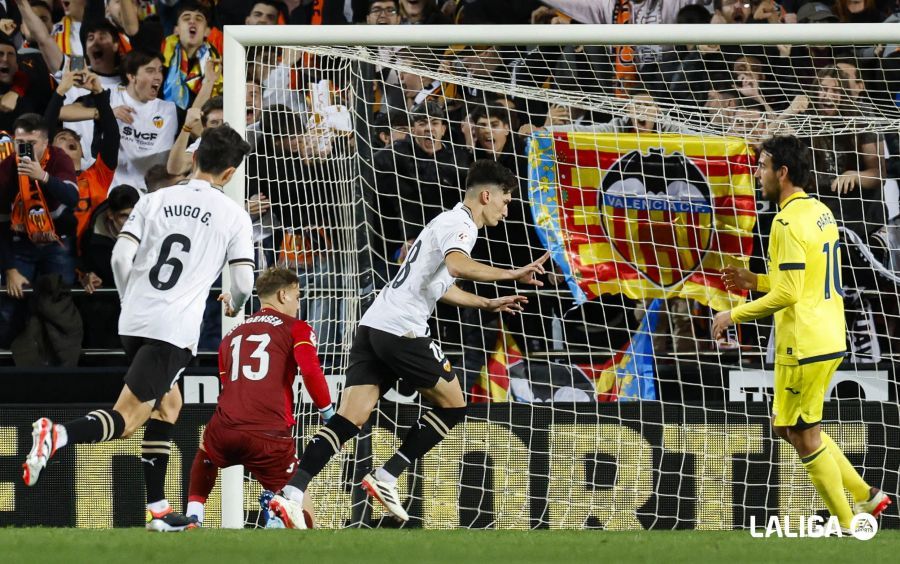 Valencia 3-1 Villarreal: Primer gol de penalti de Pepelu