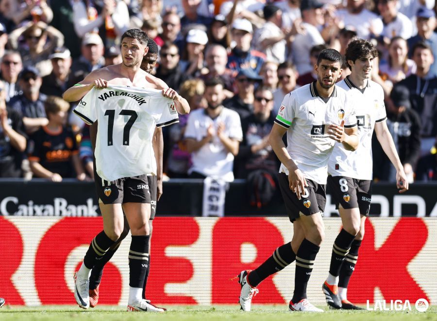  Gol de Roman Yaremchuk a la UD Almería.