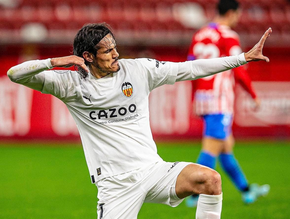  Goles de Cavani para el Valencia en Copa del Rey ante el Sporting