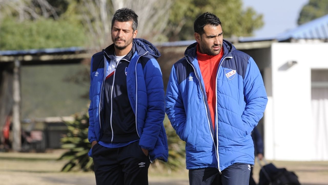  Gustavo Munúa, junto a Cristian Berman en otra etapa en Nacional.