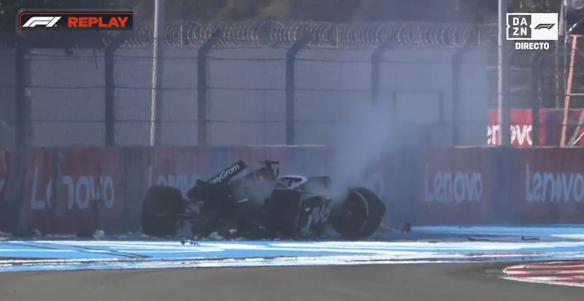 El accidente de Magnussen (Foto: Captura de DAZN).