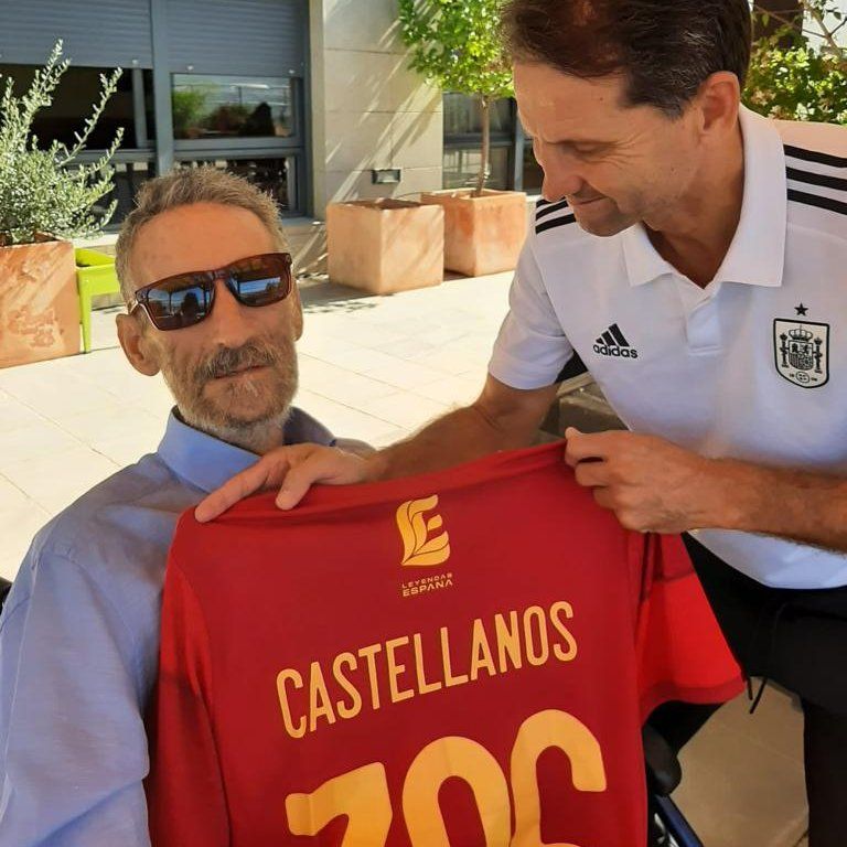 homenaje_a_angel_castellanos_fuente_asociacion_espanola_de_futbolistas_internacionales.jpeg