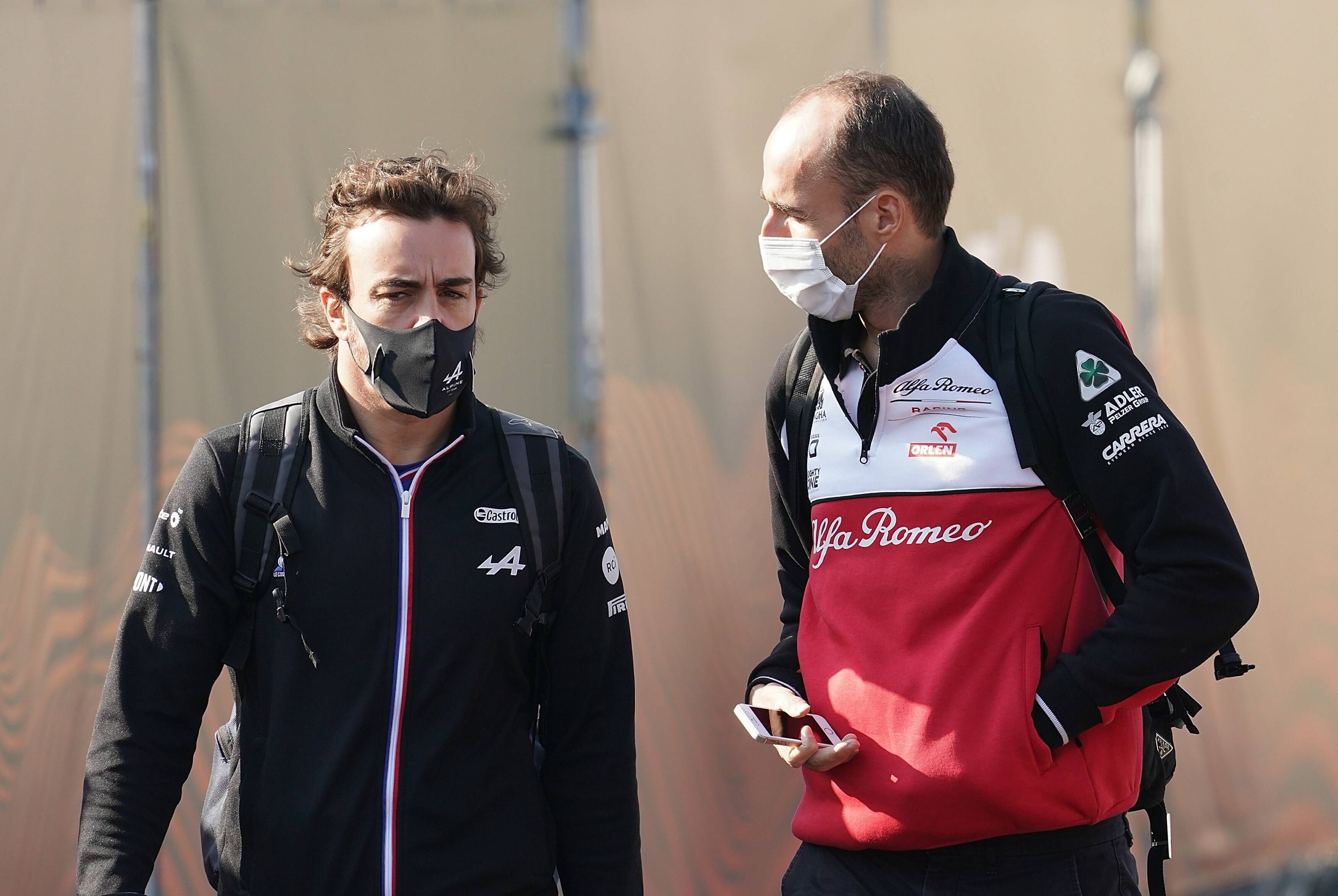  Fernando Alonso y Kubica, en 2021.