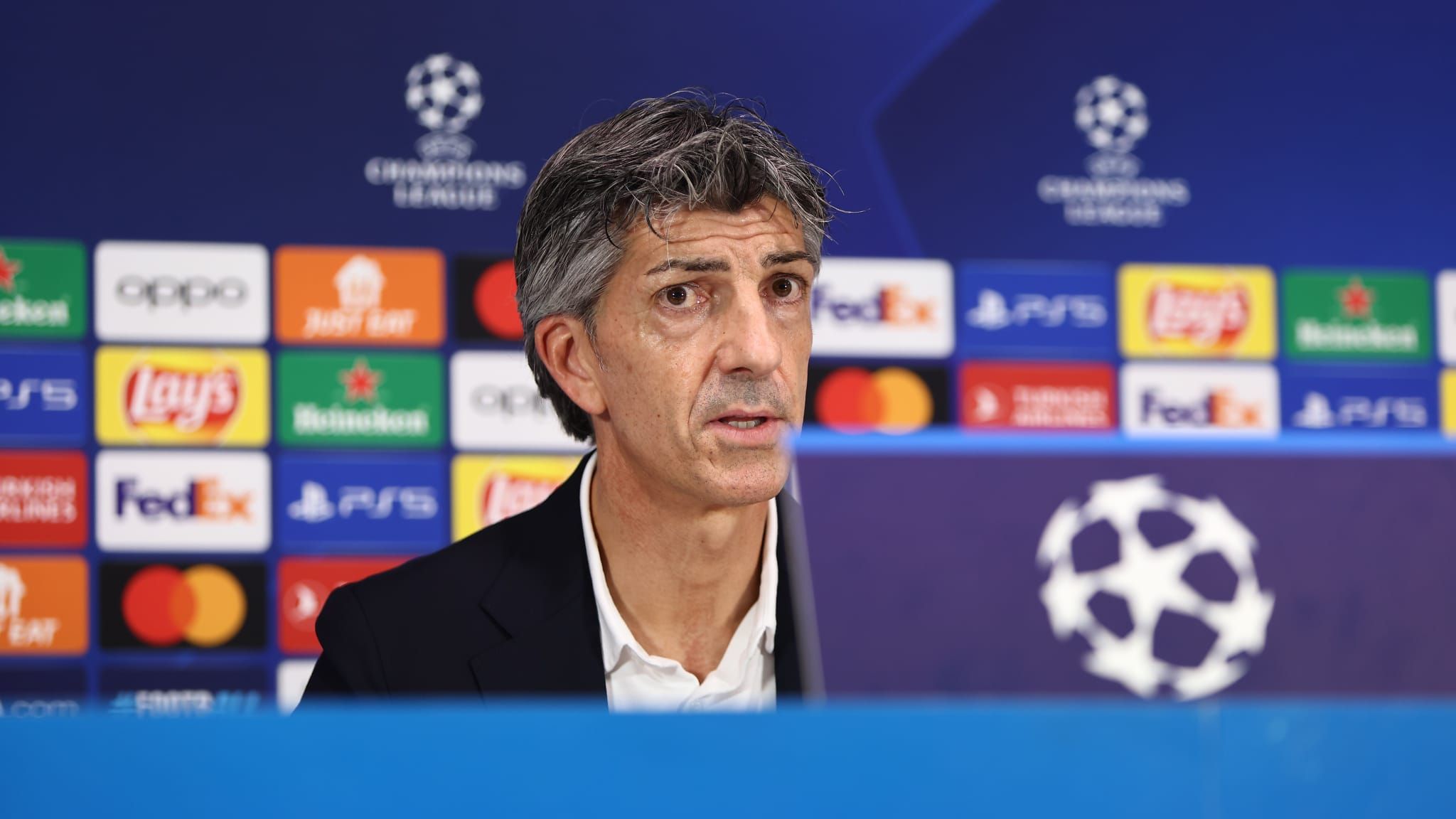 Imanol Alguacil en la rueda de prensa en San Siro.