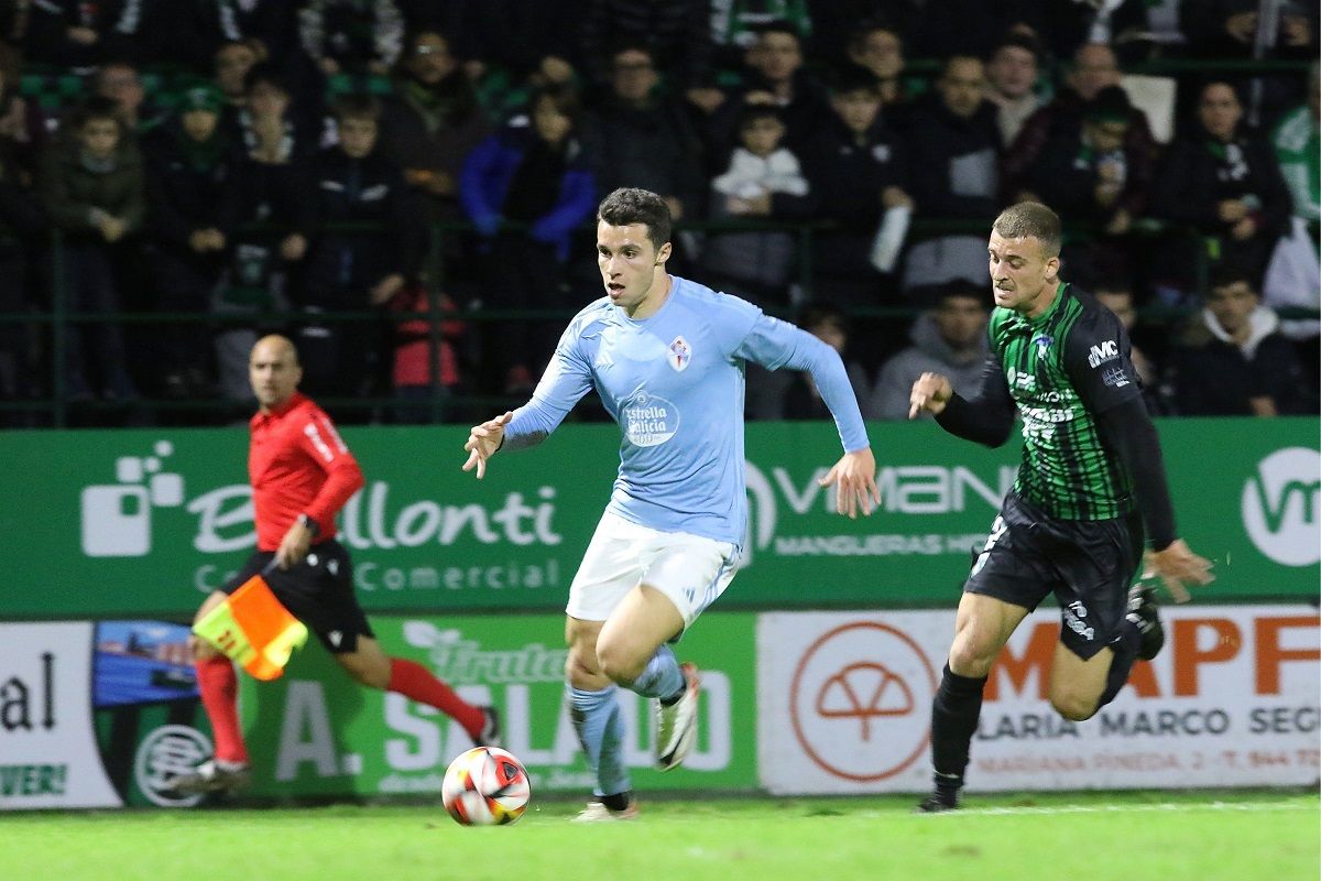 Douvikas en el Sestao River - Celta en Las Llanas.