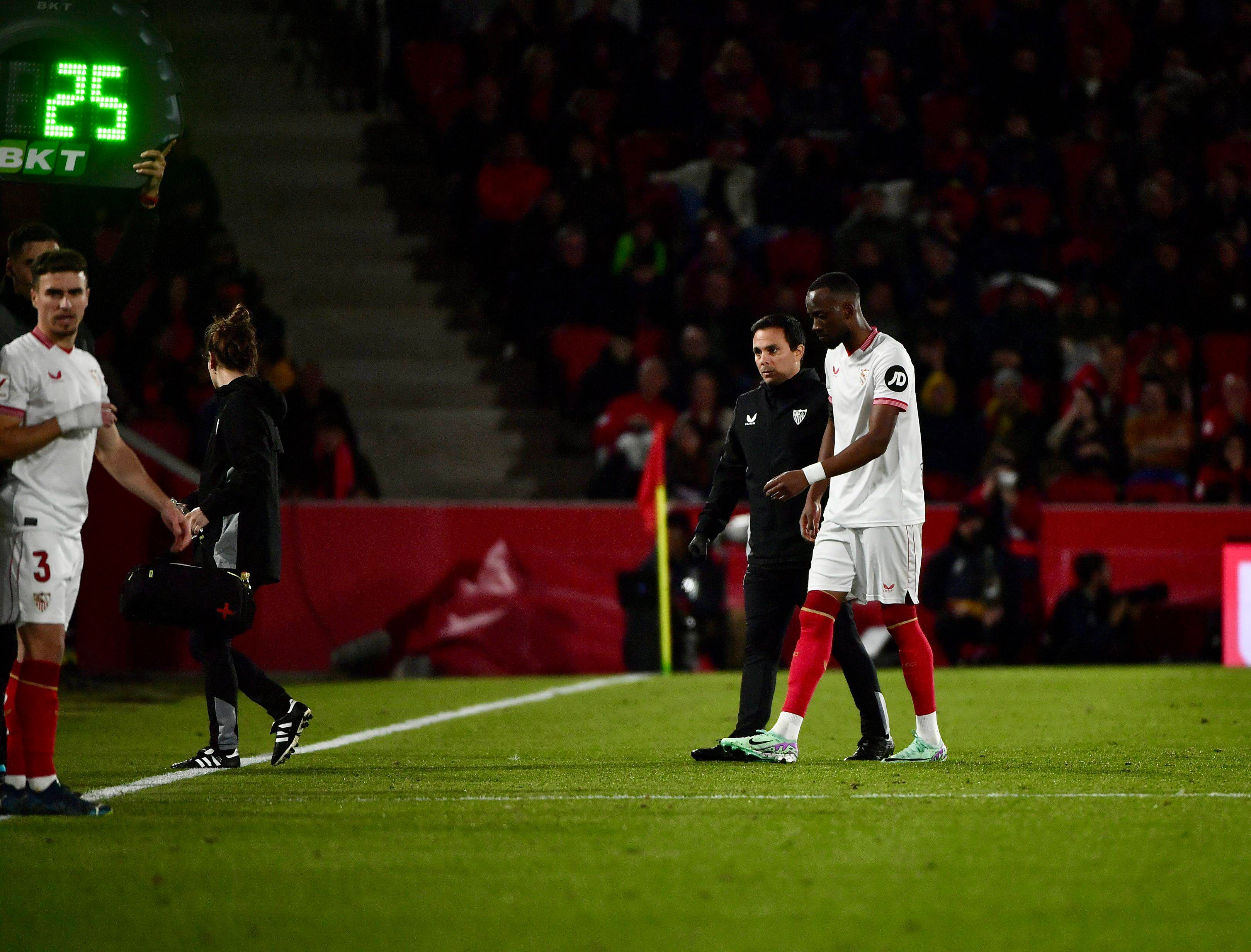 Lukebakio, lesionado ante el Mallorca.