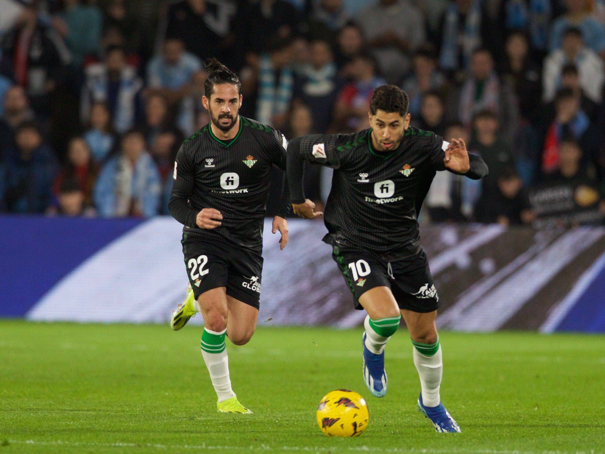  Ayoze e Isco, ante el Celta.