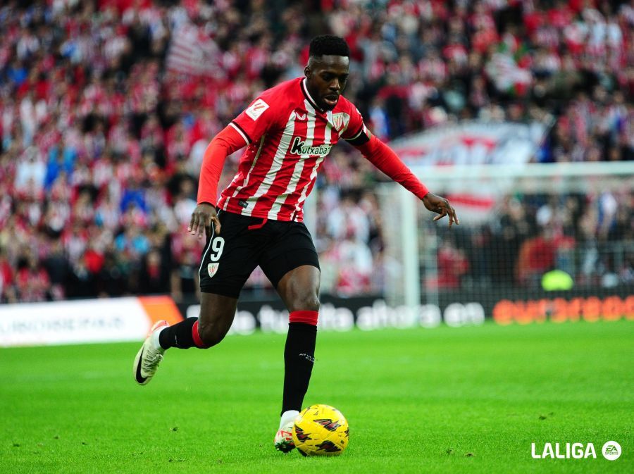  Iñaki Williams, ante el Atlético en San Mamés.