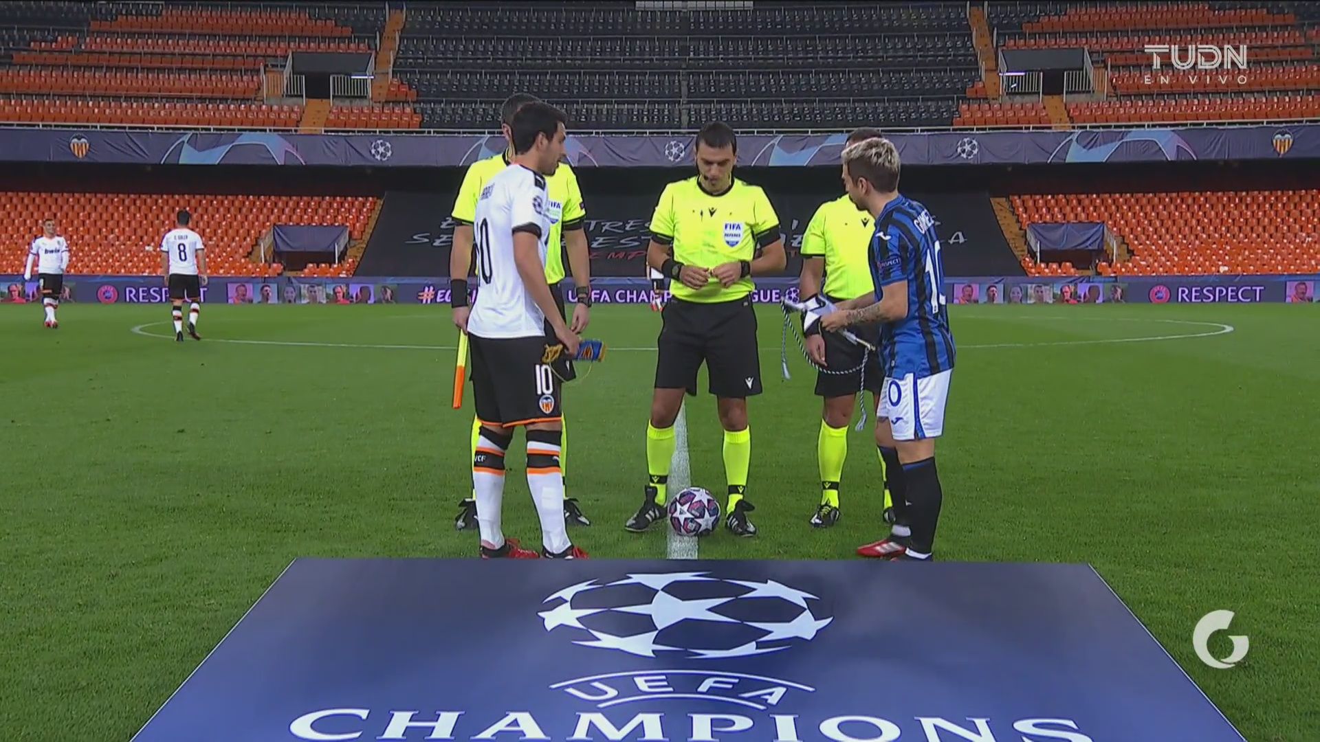  Inicio del Valencia-Atalanta en Mestalla.