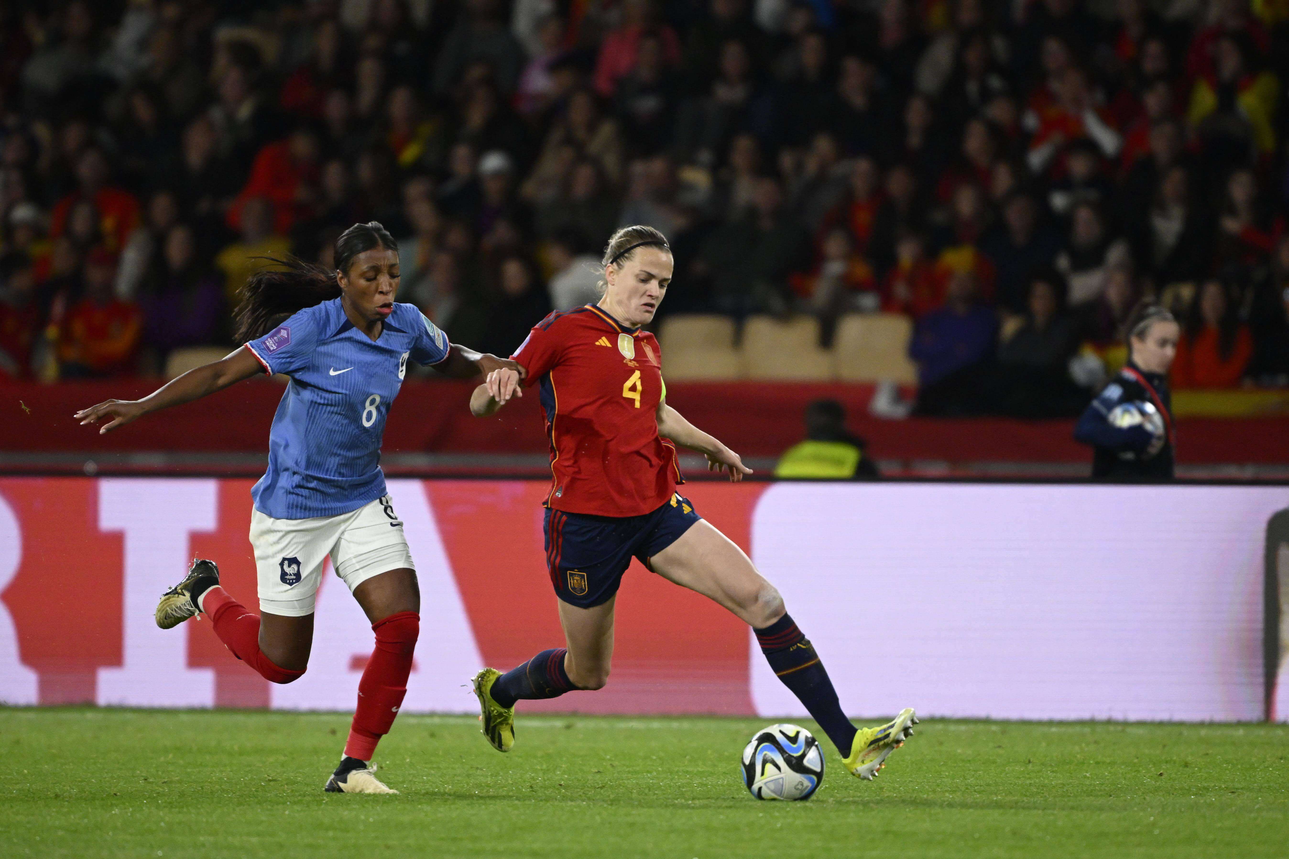  Irene Paredes, durante la final de la Nations League entre España y Francia..