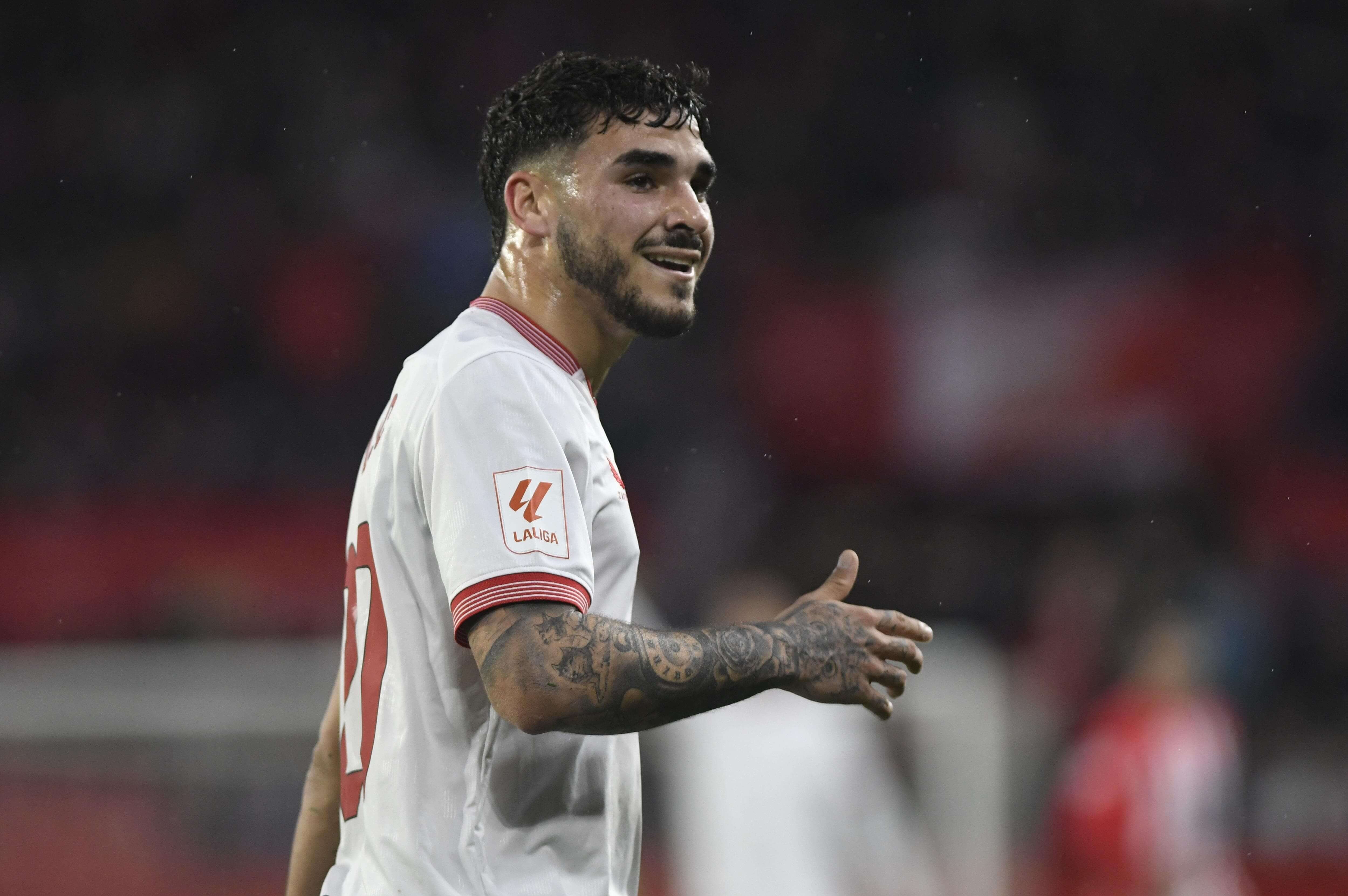 Isaac Romero celebra su gol al Atlético