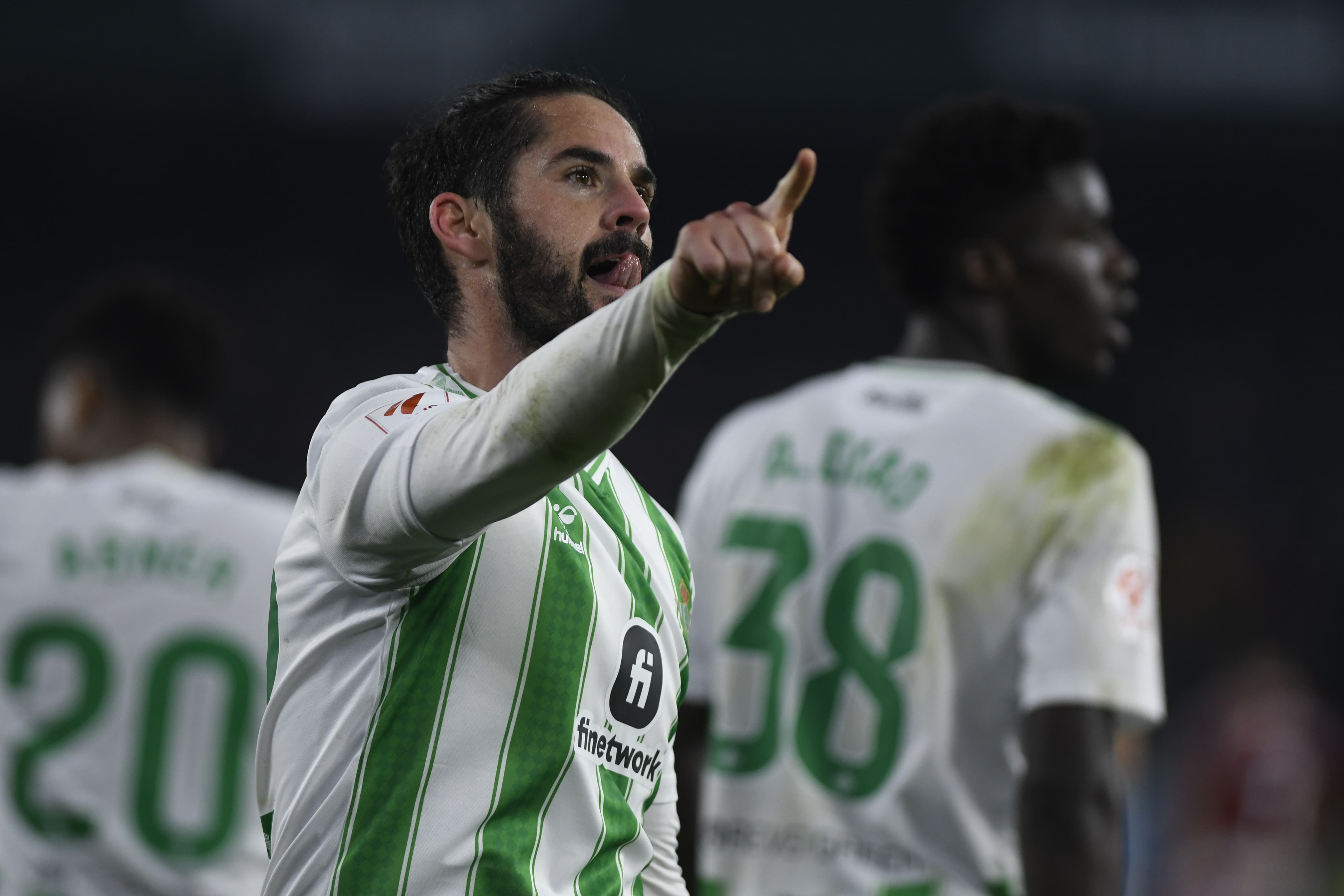  Isco celebra su gol al Granada