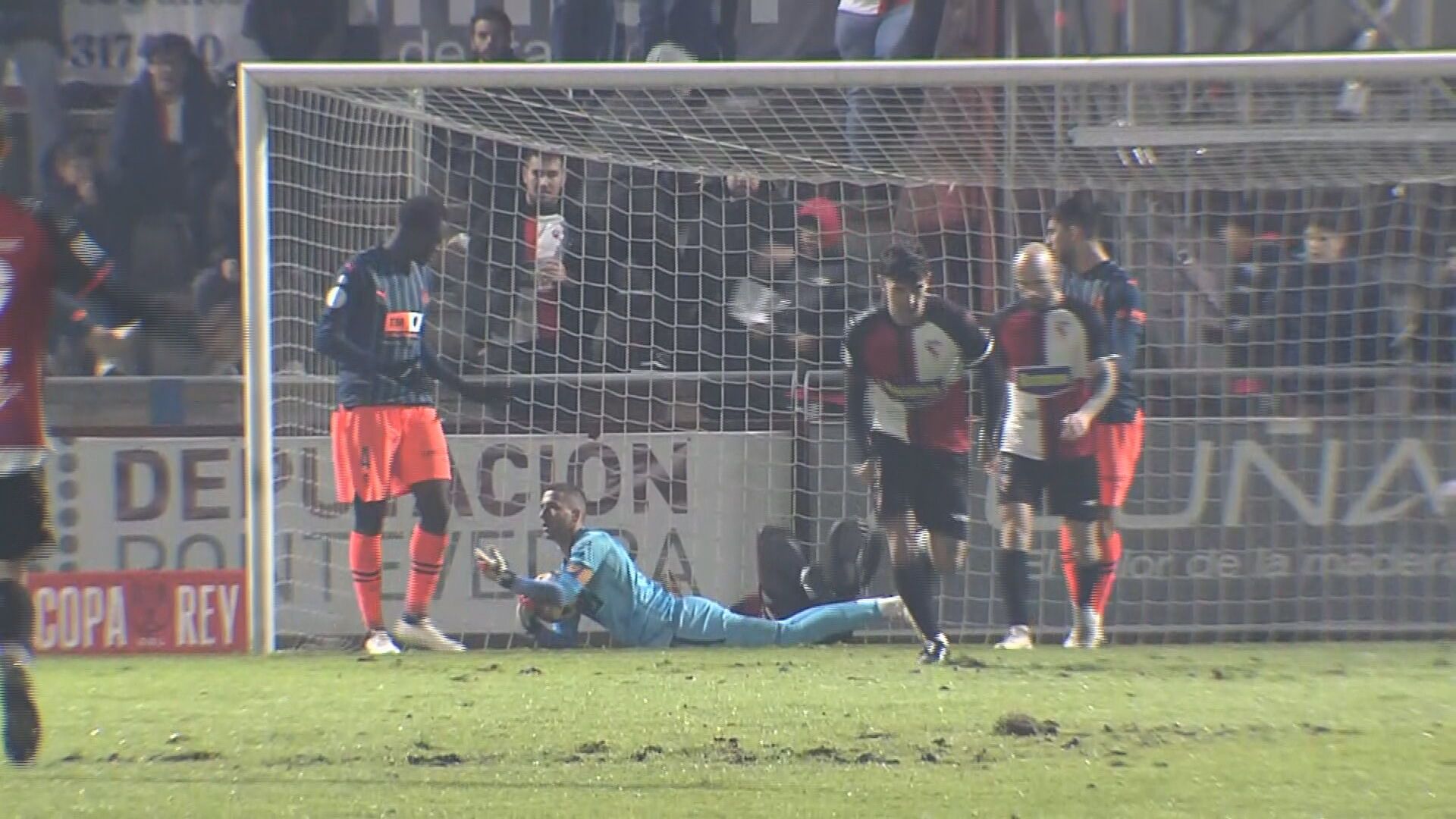  Jaume Domènech durante el partido ante el Arosa