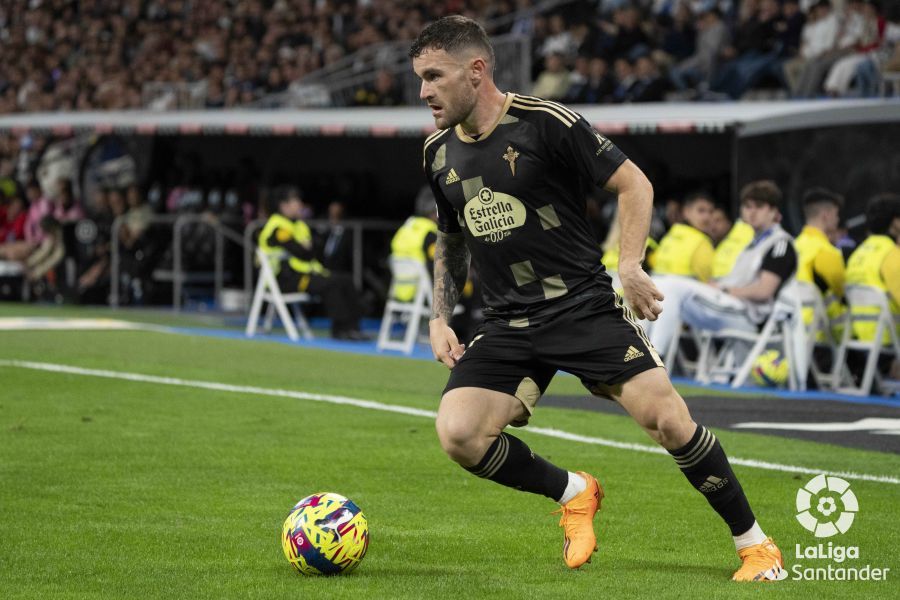  Javi Galán, nuevo jugador del Atlético de Madrid, durante el Real Madrid-Celta.