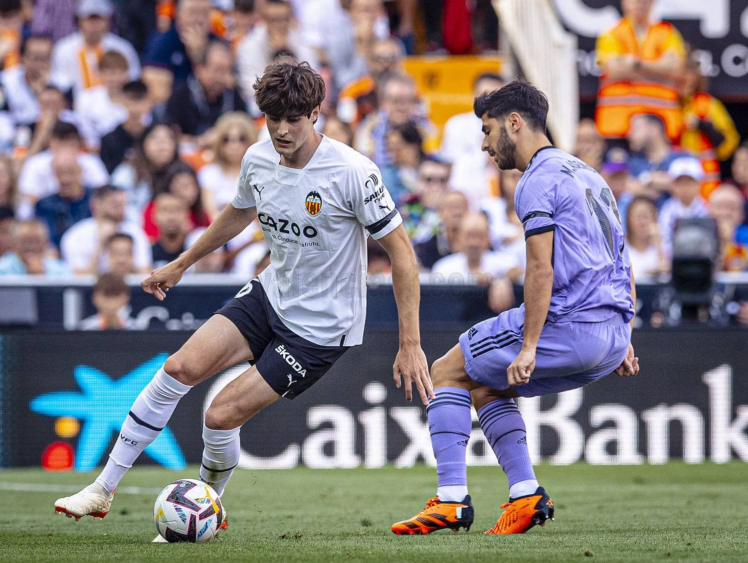 Javi Guerra, ante el Real Madrid.