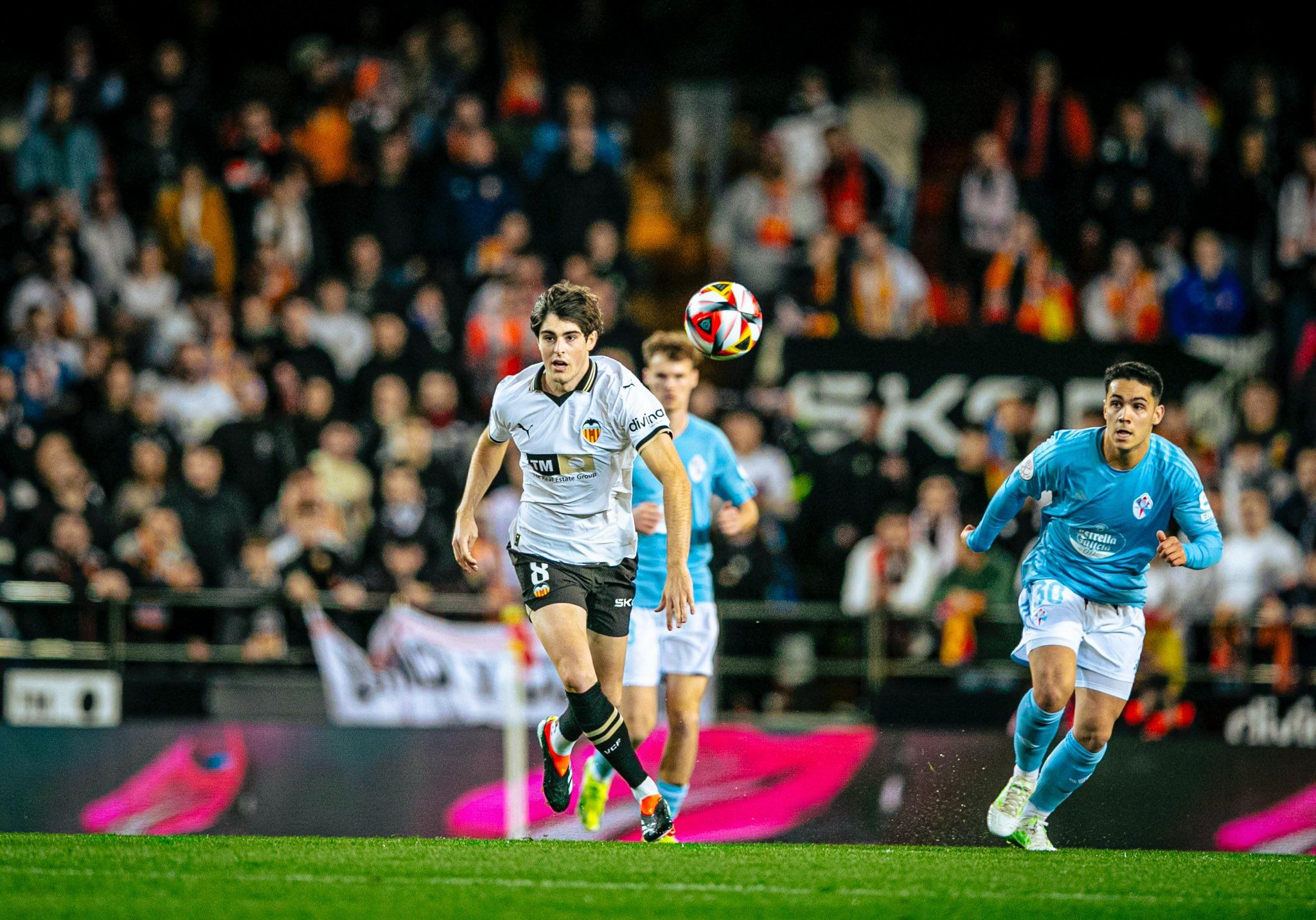  Javi Guerra, en el Valencia CF - Celta de Vigo.