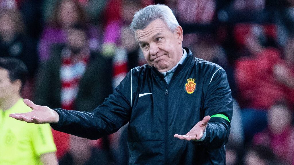  Javier Aguirre en un partido con el Mallorca (Cordon Press)