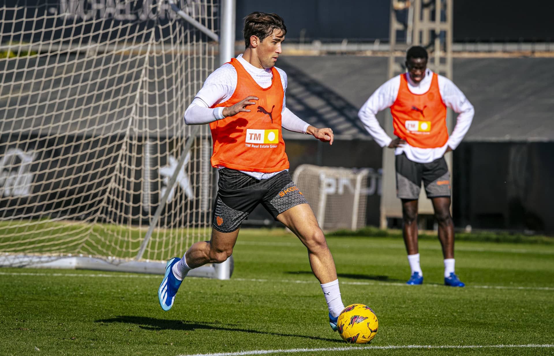 Jesús Vázquez, en el entrenamiento de este domingo del Valencia CF.