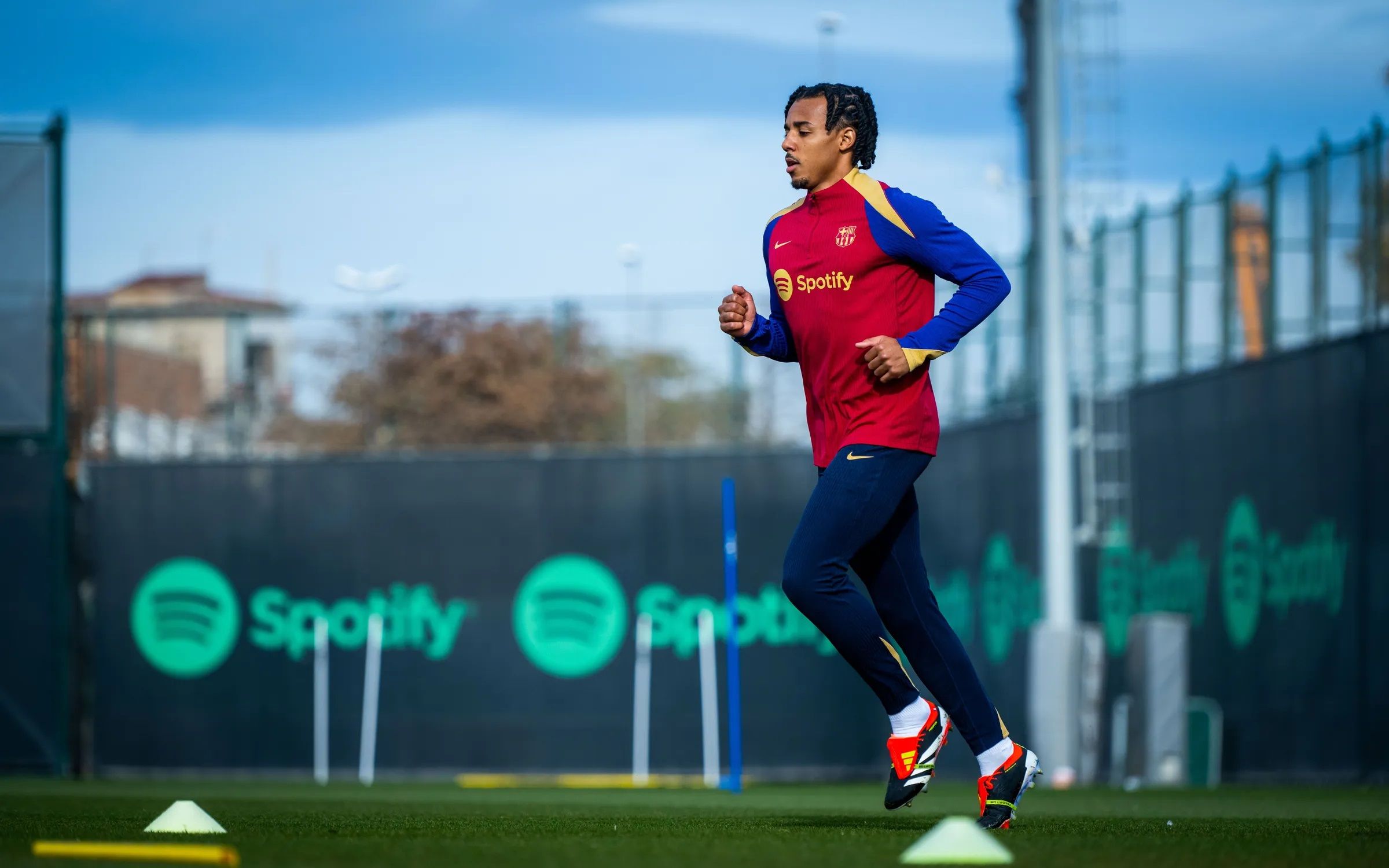  Jules Koundé, en una sesión del Barcelona.