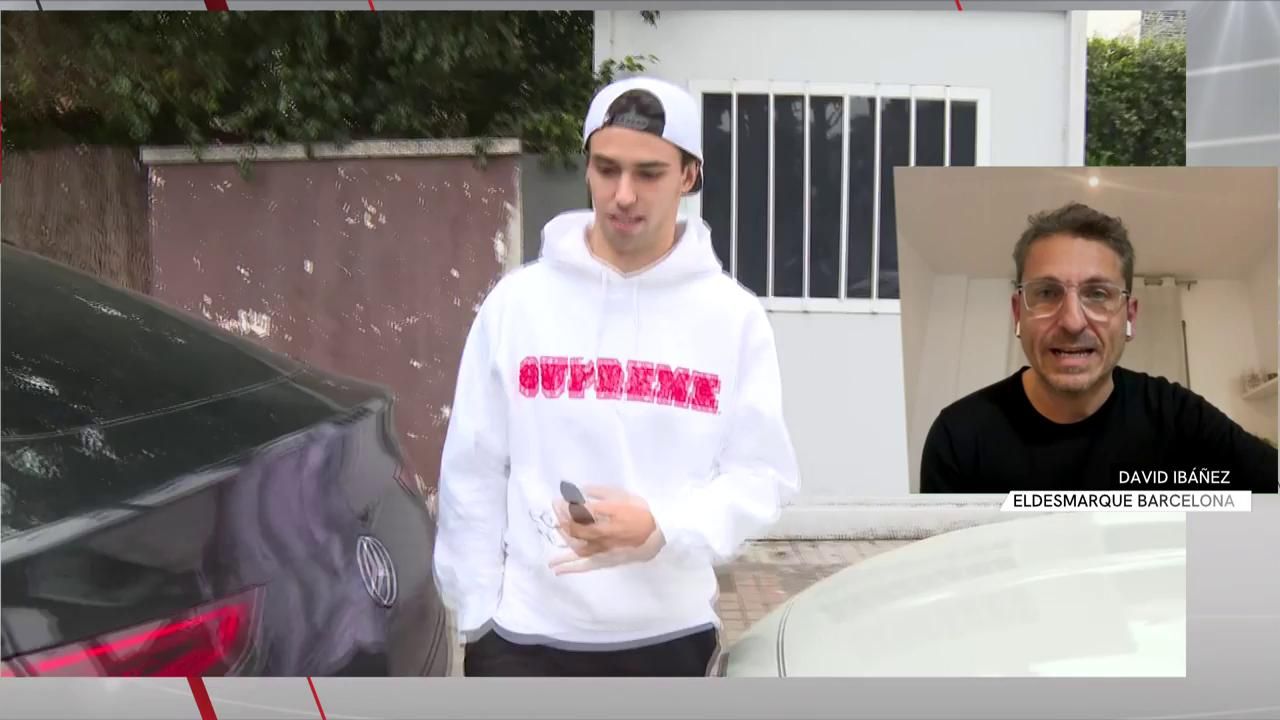  Joao Félix saliendo de la comida de conjura del Barcelona.