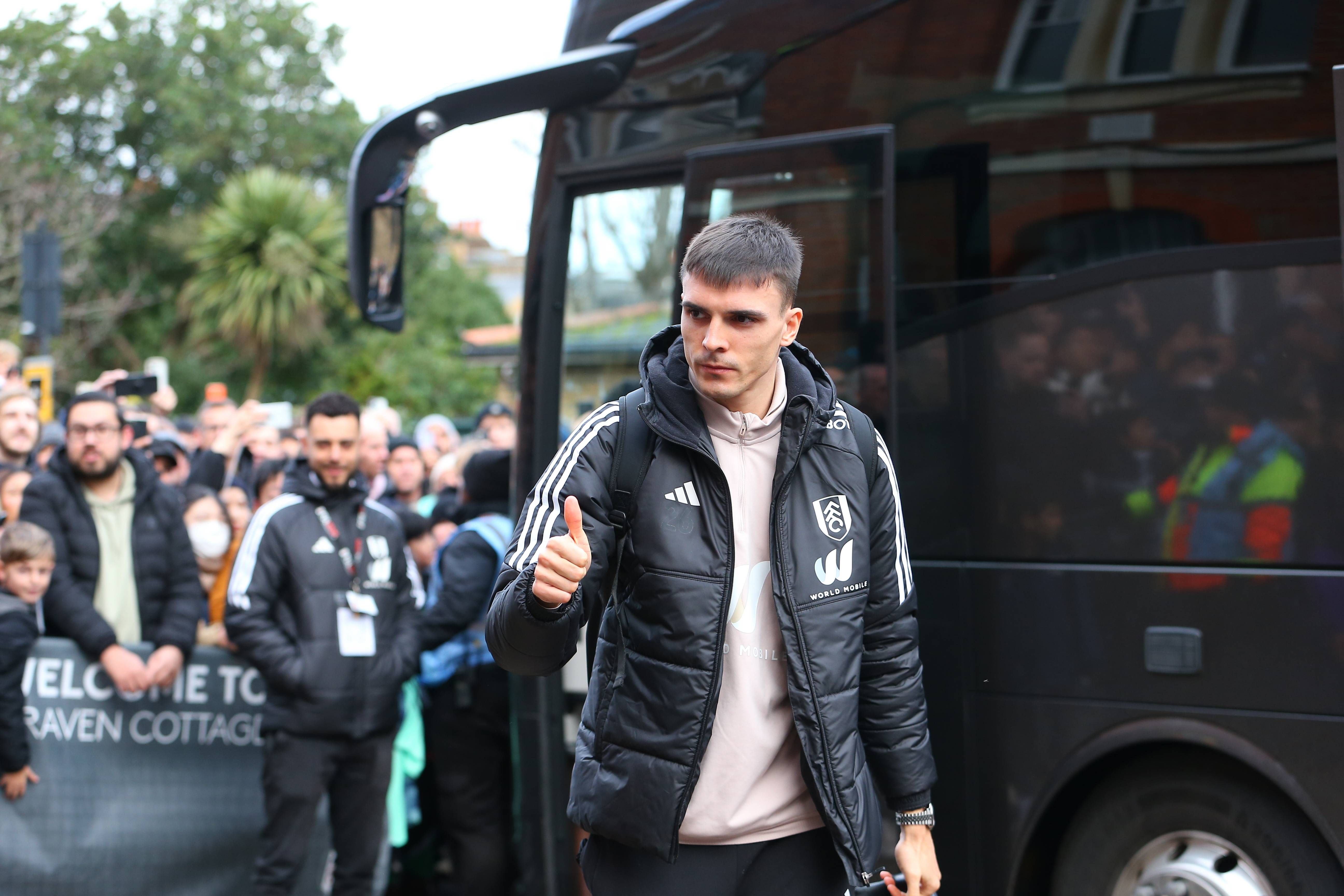  Joao Palhinha, deseo de Deco, de Fulham llega al estadio antes del partido (FOTO: Cordón Press).